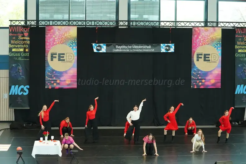 ES-Dance-Squad BM20265 12