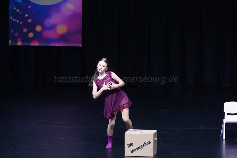 ES-Dance-Squad DM26 14